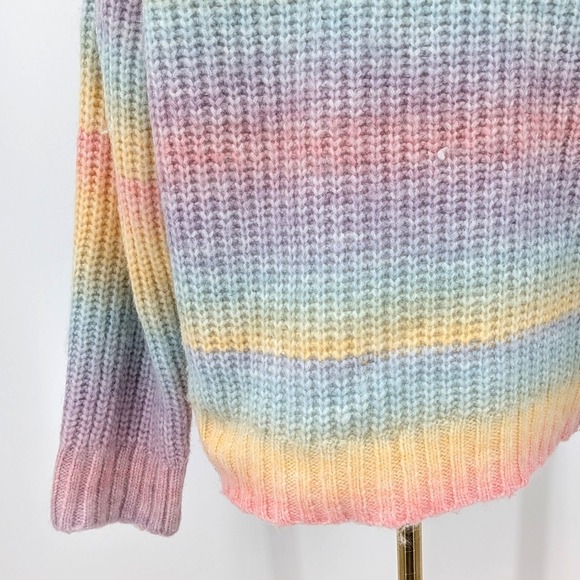 Hello Kitty Rainbow Pastel Knit Sweater – Size 1X Cozy Collab Forever 21 Plus - Picture 9 of 9